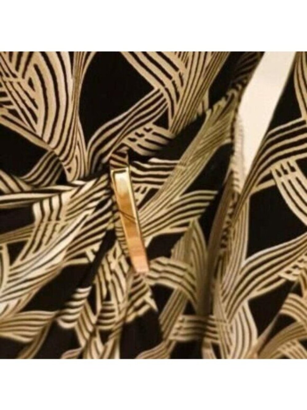 White House Black Market Abstract Printed Wrap Dress Black & Cream size 2 NWT - Picture 4 of 7